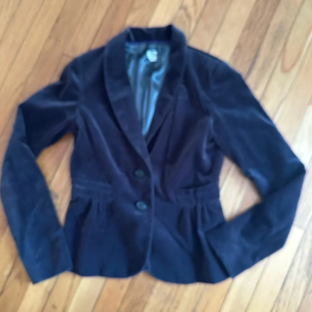 J. Crew Elegant Fitted Women's Blazer. 2T. Smoky Black. Velvet Like. Holidays